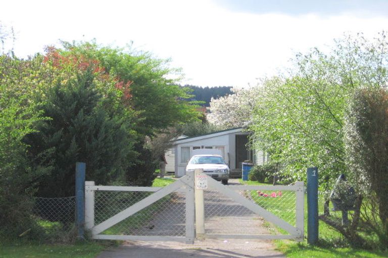 Photo of property in 1 Fairview Road, Western Heights, Rotorua, 3015