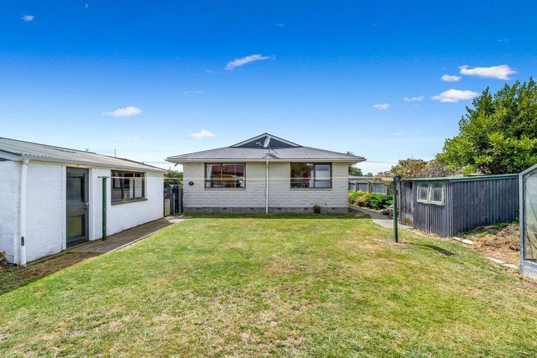 Photo of property in 71 Market Street, Leeston, 7632