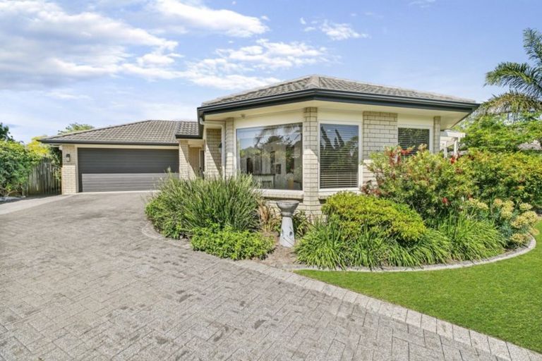 Photo of property in 49 Carlsberg Place, Papamoa Beach, Papamoa, 3118