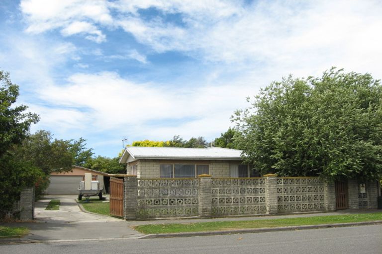 Photo of property in 22 Clydesdale Street, Woolston, Christchurch, 8062
