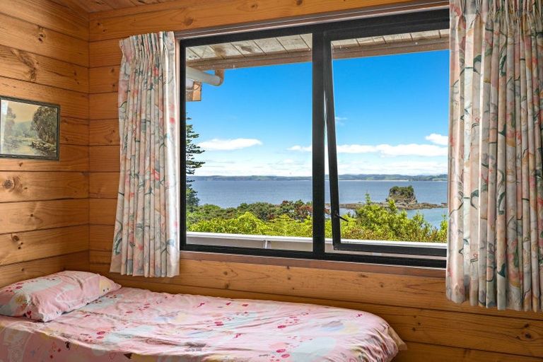 Photo of property in 56 Grand View Road, Leigh, 0985