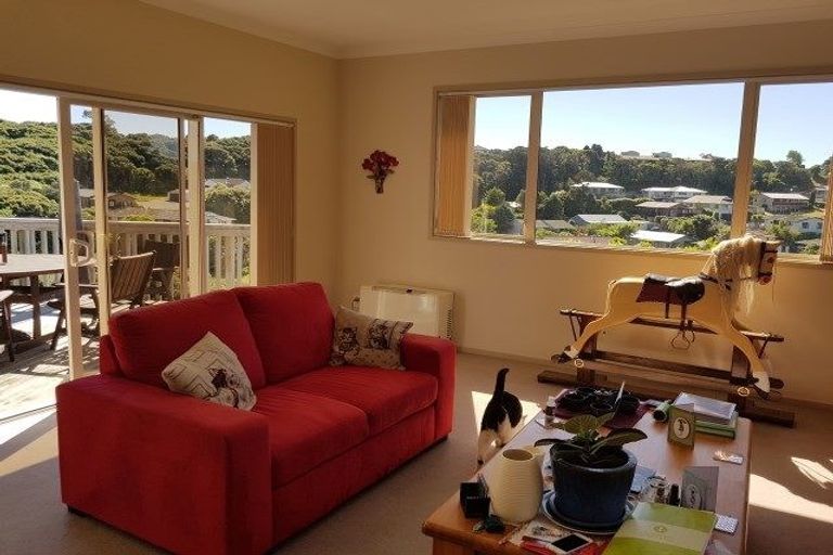 Photo of property in 20 Astronomer Place, Whitby, Porirua, 5024