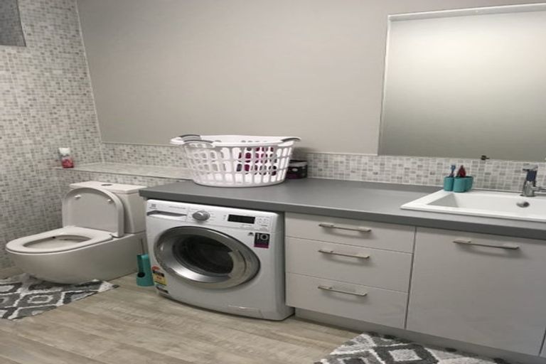 Photo of property in 21b Cooneys Drive, Matua, Tauranga, 3110