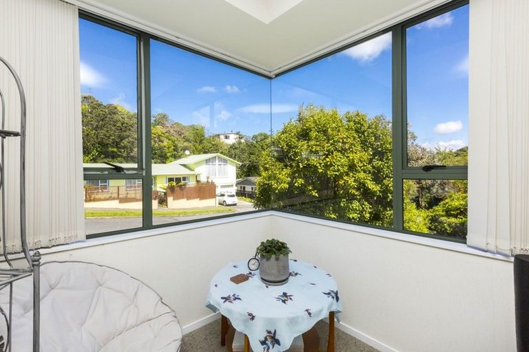 Photo of property in 13 Barberry Grove, Maungaraki, Lower Hutt, 5010