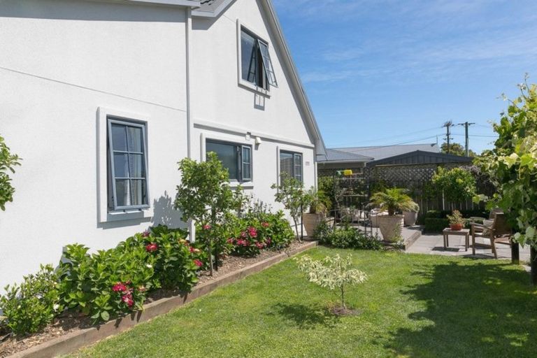 Photo of property in 204b Saint Andrews Road, Plimmerton, Porirua, 5026