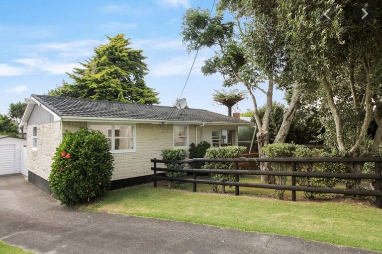 Photo of property in 83 Gloria Avenue, Te Atatu Peninsula, Auckland, 0610