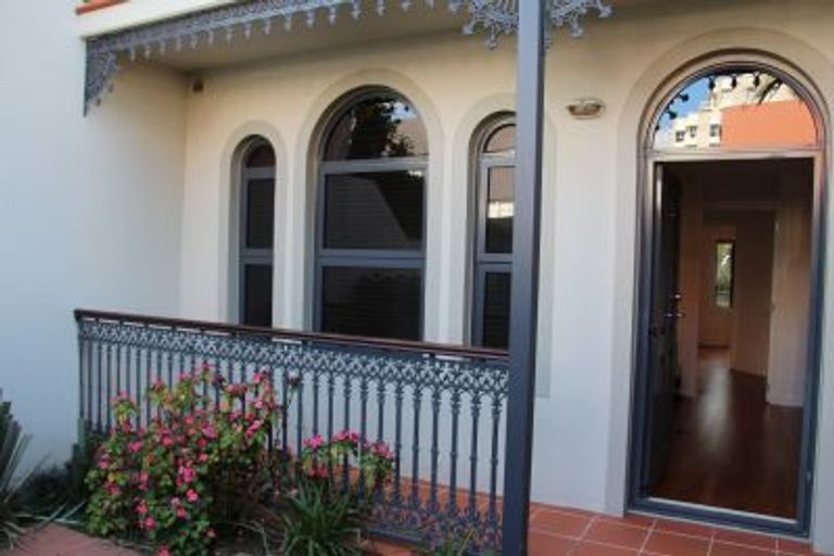 Photo of property in 5/177 Hurstmere Road, Takapuna, Auckland, 0622