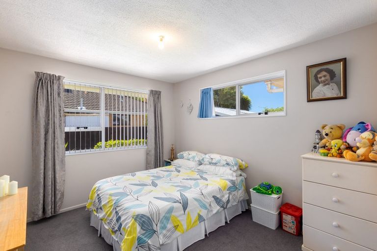 Photo of property in 10 Fenmere Place, Burwood, Christchurch, 8083