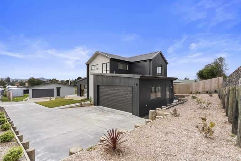 Photo of property in 4 Lynette Place, Pauanui, 3579