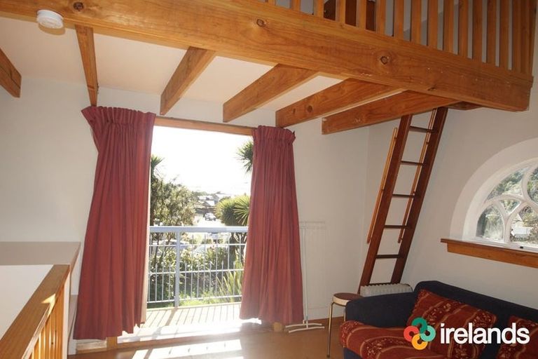Photo of property in 44a Aratoro Place, Mount Pleasant, Christchurch, 8081