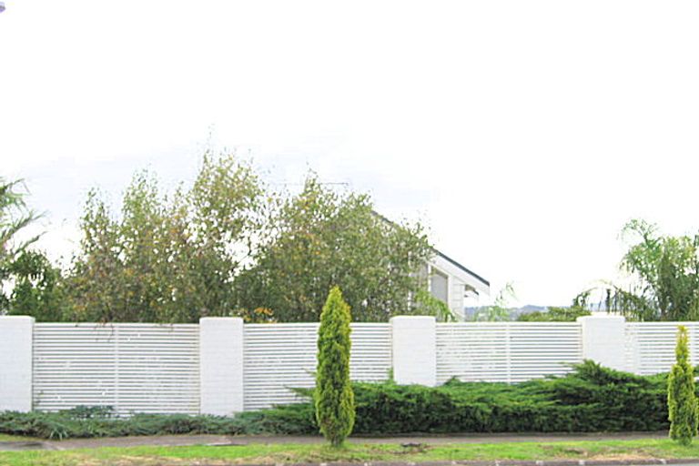 Photo of property in 14 Lilford Place, Half Moon Bay, Auckland, 2012