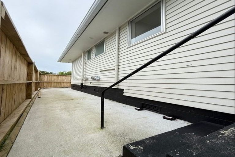 Photo of property in 64 Henwood Road, Mangere East, Auckland, 2024