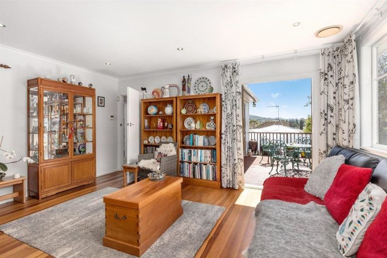 Photo of property in 12 Anthony Street, Tawa, Wellington, 5028