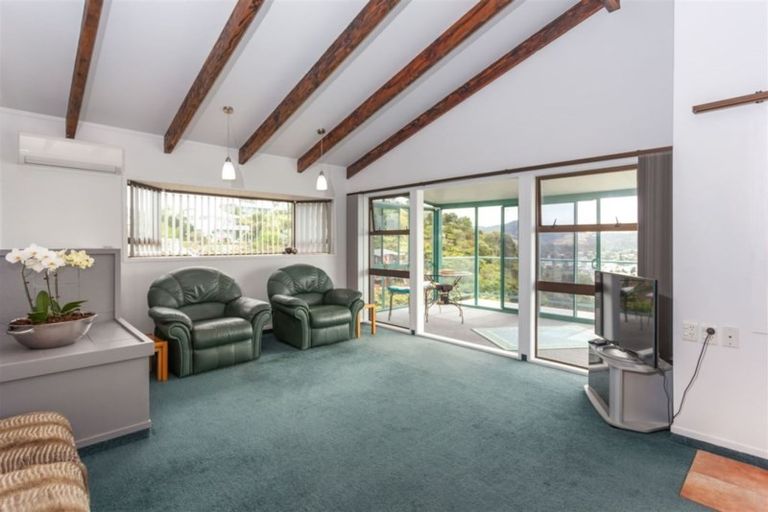 Photo of property in 8 Pine Grove, Tairua, 3508