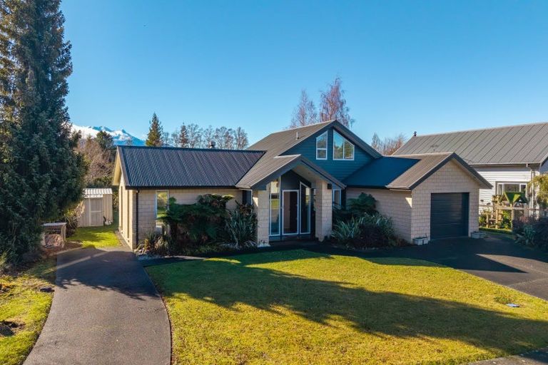Photo of property in 10 Ti Kouka Place, Ohakune, 4625