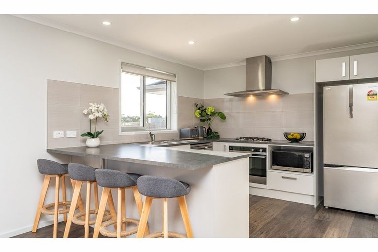 Photo of property in 26 Northcoast Place, Mangawhai Heads, Mangawhai, 0505