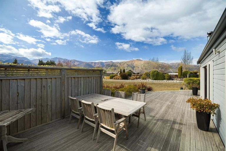 Photo of property in 56 Charles Court, Lake Hawea, Wanaka, 9382