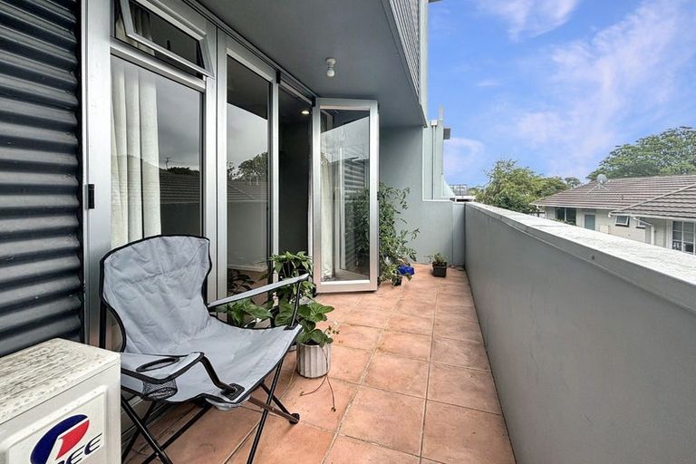 Photo of property in 5/272 Stanmore Road, Richmond, Christchurch, 8013