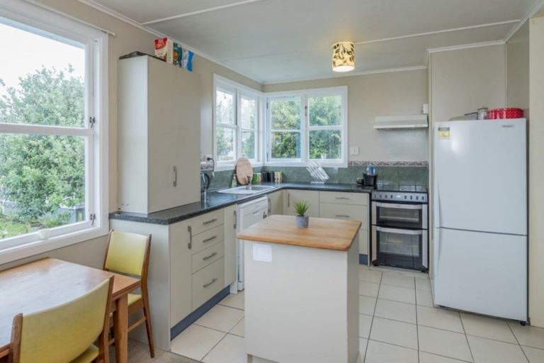 Photo of property in 61 Grey Street, Shannon, 4821