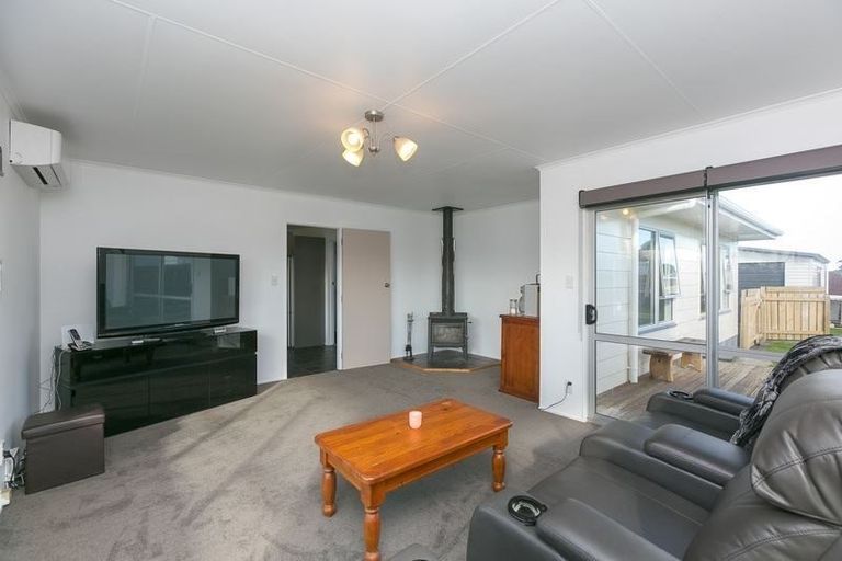 Photo of property in 23 Sunnyvale Street, Bell Block, New Plymouth, 4312