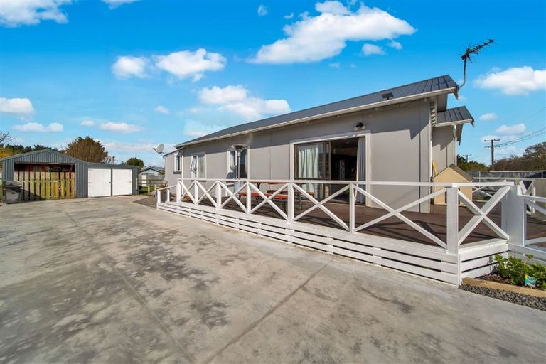 Photo of property in 37 Wallscourt Place, Normanby, Hawera, 4614