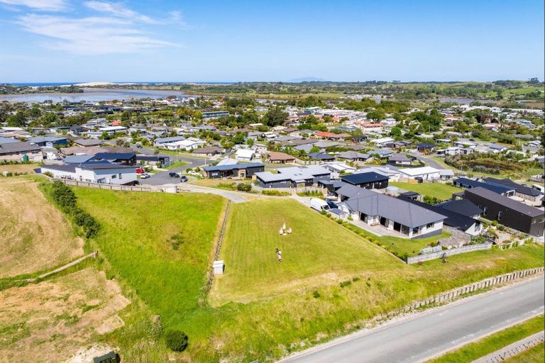 Photo of property in 14 Fantail Way, Mangawhai, 0505