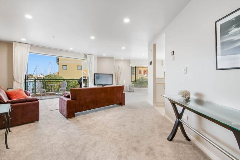 Photo of property in 49 Waterside Crescent, Gulf Harbour, Whangaparaoa, 0930