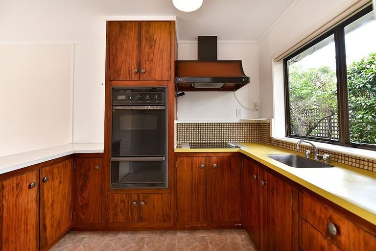 Photo of property in 2/36 Elizabeth Street, Mount Eden, Auckland, 1024