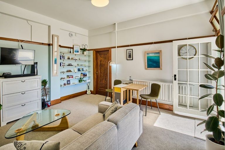 Photo of property in Blythswood Flats, 8/3 Aro Street, Aro Valley, Wellington, 6021