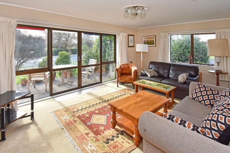 Photo of property in 1/32 Queen Street, Papakura, 2110