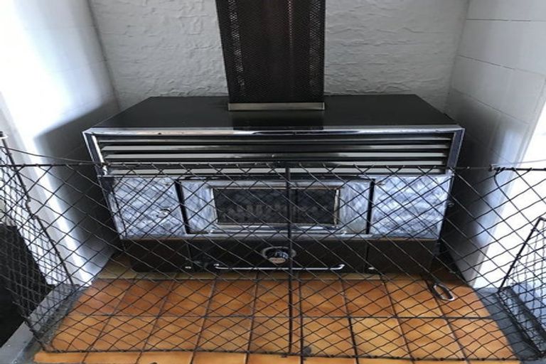 Photo of property in 42 Sydney Street, Caversham, Dunedin, 9011