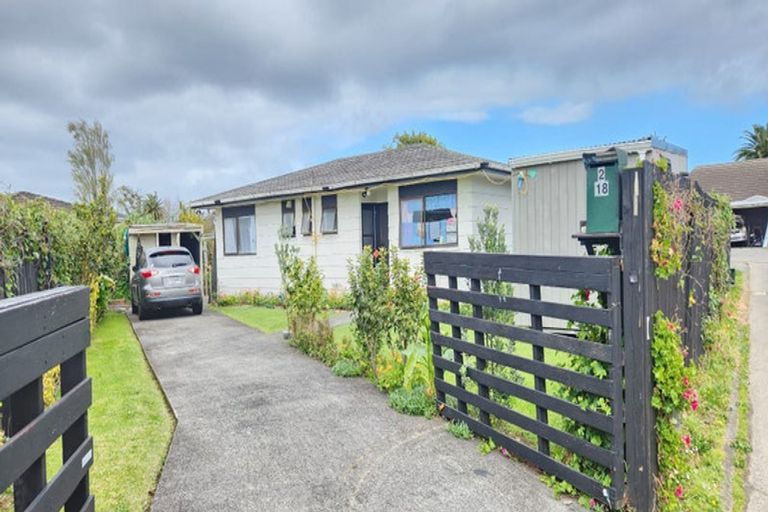 Photo of property in 2/18 Bingara Place, Favona, Auckland, 2024