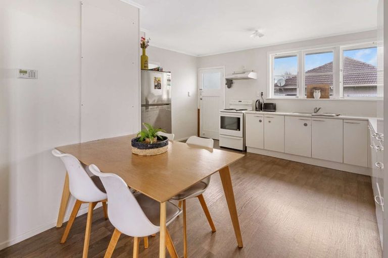 Photo of property in 20b Frank Hewitt Street, Pukekohe, 2120