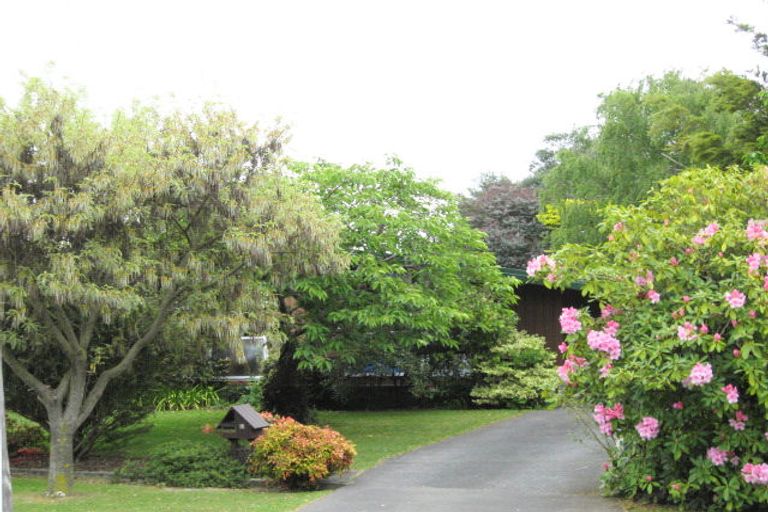 Photo of property in 53 Sevenoaks Drive, Bryndwr, Christchurch, 8053