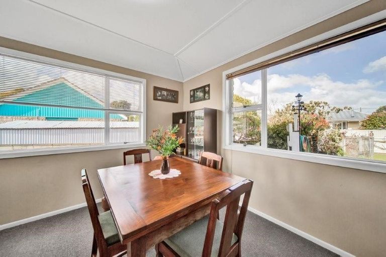 Photo of property in 52a Dixon Avenue, Hawera, 4610