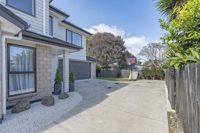 Photo of property in 11a Fernaig Street, Papakura, 2110