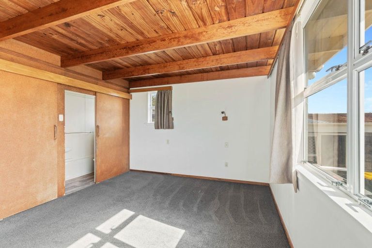 Photo of property in 205 South Road, Spotswood, New Plymouth, 4310