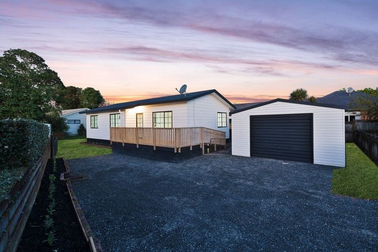 Photo of property in 13 Elisa Lane, Ranui, Auckland, 0612