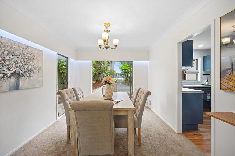 Photo of property in 19 Sartors Avenue, Northcross, Auckland, 0630