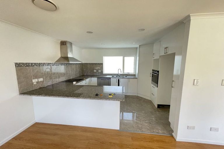 Photo of property in 37 Innisowen Place, Flat Bush, Auckland, 2019