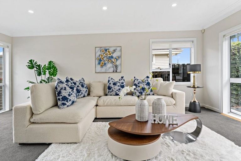 Photo of property in 1/28 Bleakhouse Road, Howick, Auckland, 2014