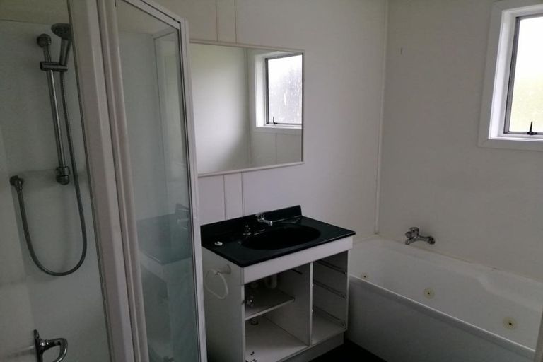 Photo of property in 111 Norana Road, Timberlea, Upper Hutt, 5018