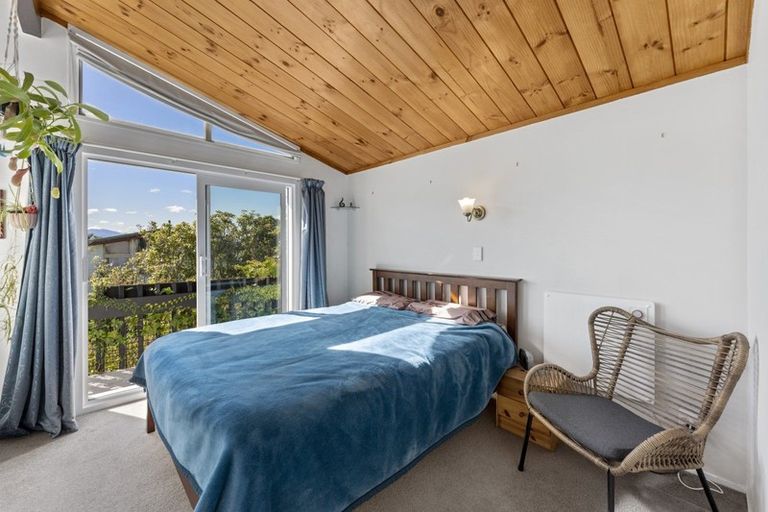 Photo of property in 13 Kenilworth Grove, Silverstream, Upper Hutt, 5019