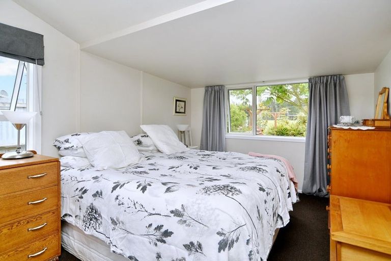 Photo of property in 28 Grierson Avenue, Amberley, 7481