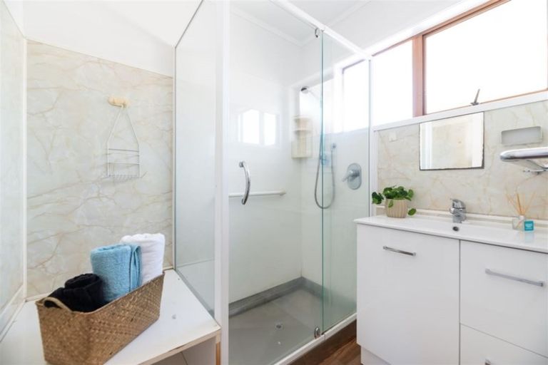 Photo of property in 1/159 Te Atatu Road, Te Atatu South, Auckland, 0610