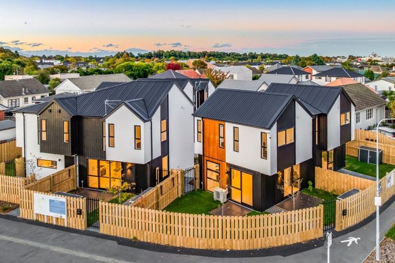 Photo of property in 7/1 Huia Street, Riccarton, Christchurch, 8041