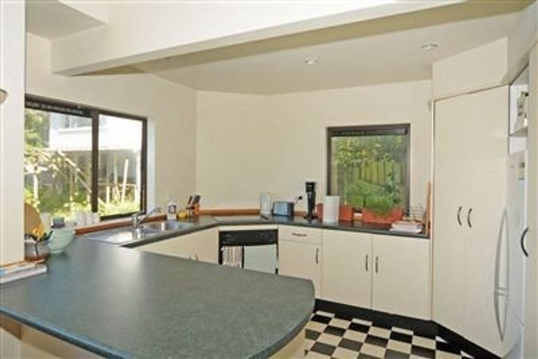 Photo of property in 14 Tyne Street, Island Bay, Wellington, 6023