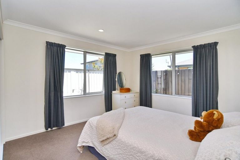 Photo of property in 7 Wairepo Close, Rangiora, 7400