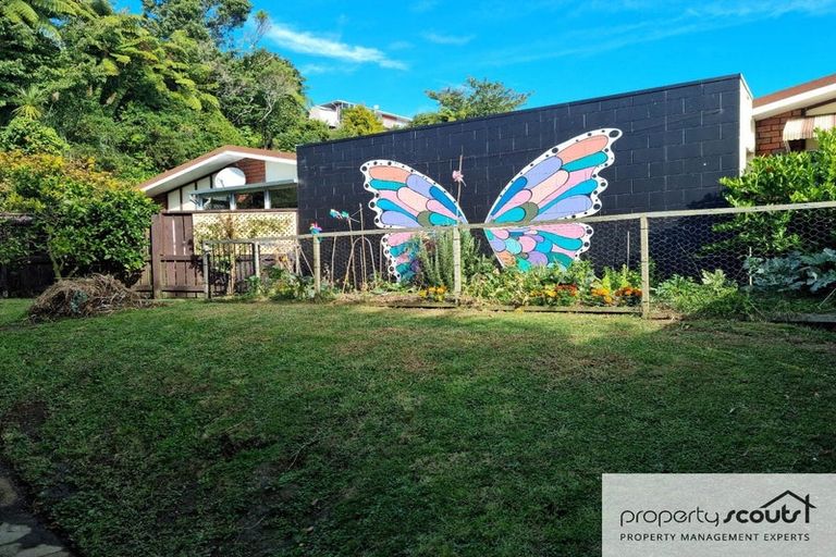 Photo of property in 23 Clawton Street, Westown, New Plymouth, 4310