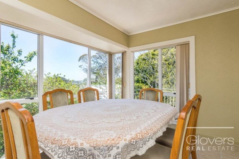 Photo of property in 72 Astley Avenue, New Lynn, Auckland, 0600